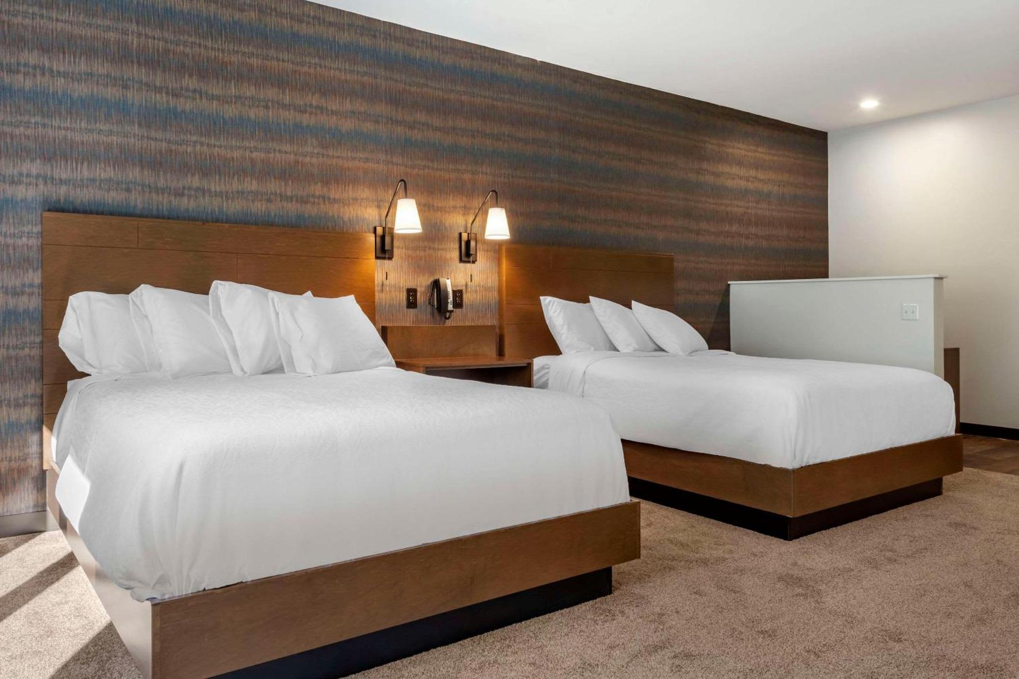 The Cranberry, Ascend Hotel Collection Morgantown Exterior photo