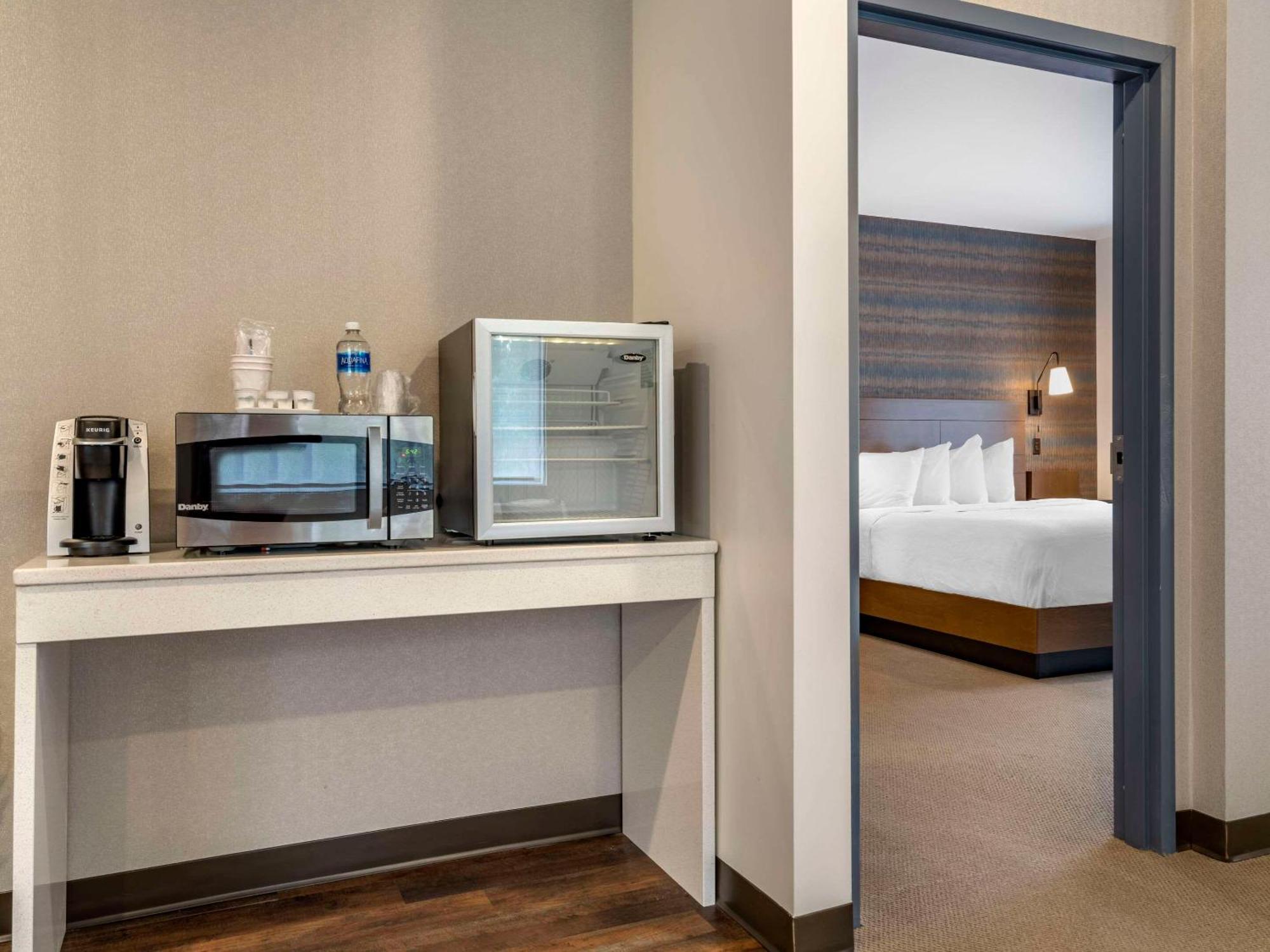 The Cranberry, Ascend Hotel Collection Morgantown Exterior photo